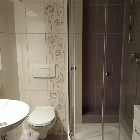 Podzamcze * ロジヌフ