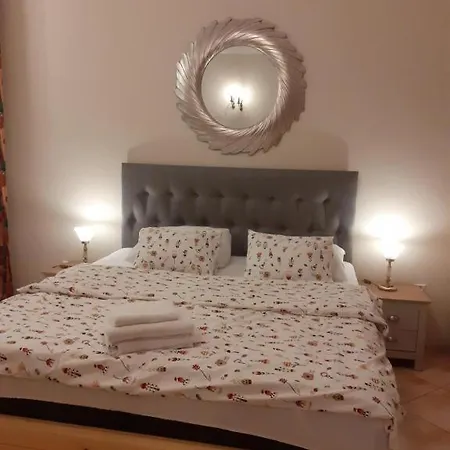 Podzamcze * Rożnów