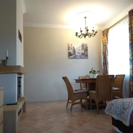 Podzamcze Apartman